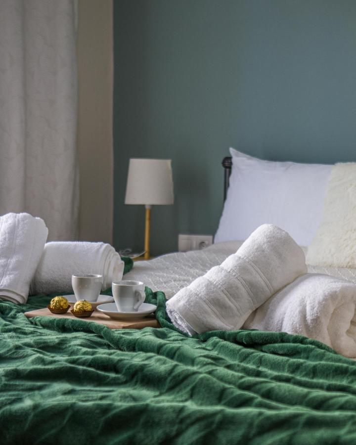 Apartament Couples Retreat, Fully Equipped Studio/ Loutraki Beach Zewnętrze zdjęcie
